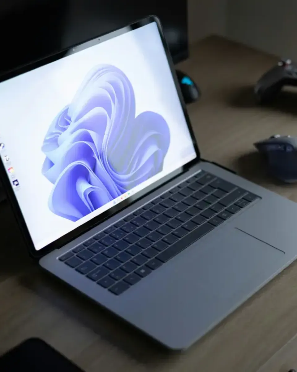 Ultraslim Laptop